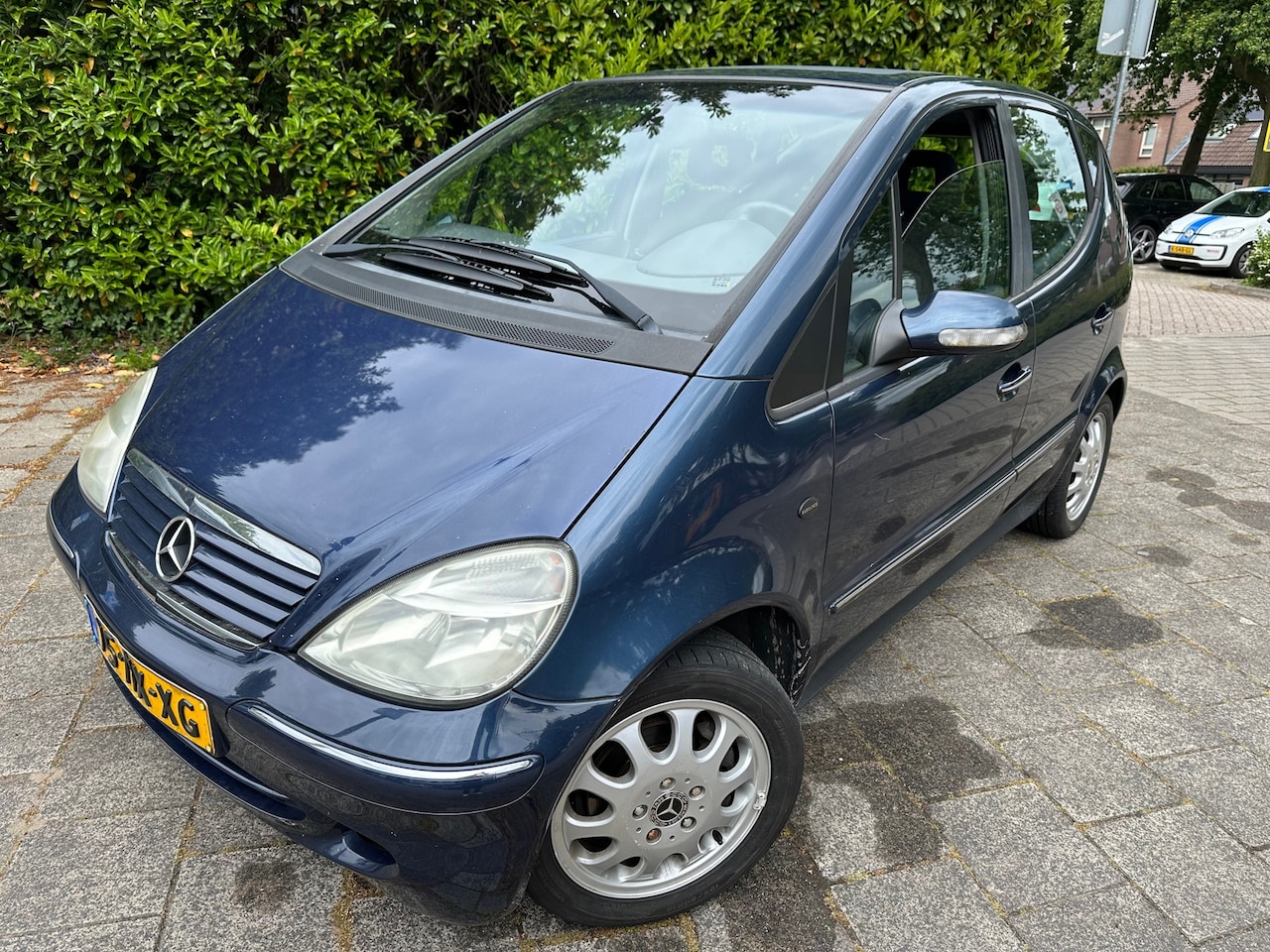 Mercedes-Benz A-klasse - MET AIRCO, EVT WNTR BANDEN & APK TOT 25-01-2027! - AutoWereld.nl