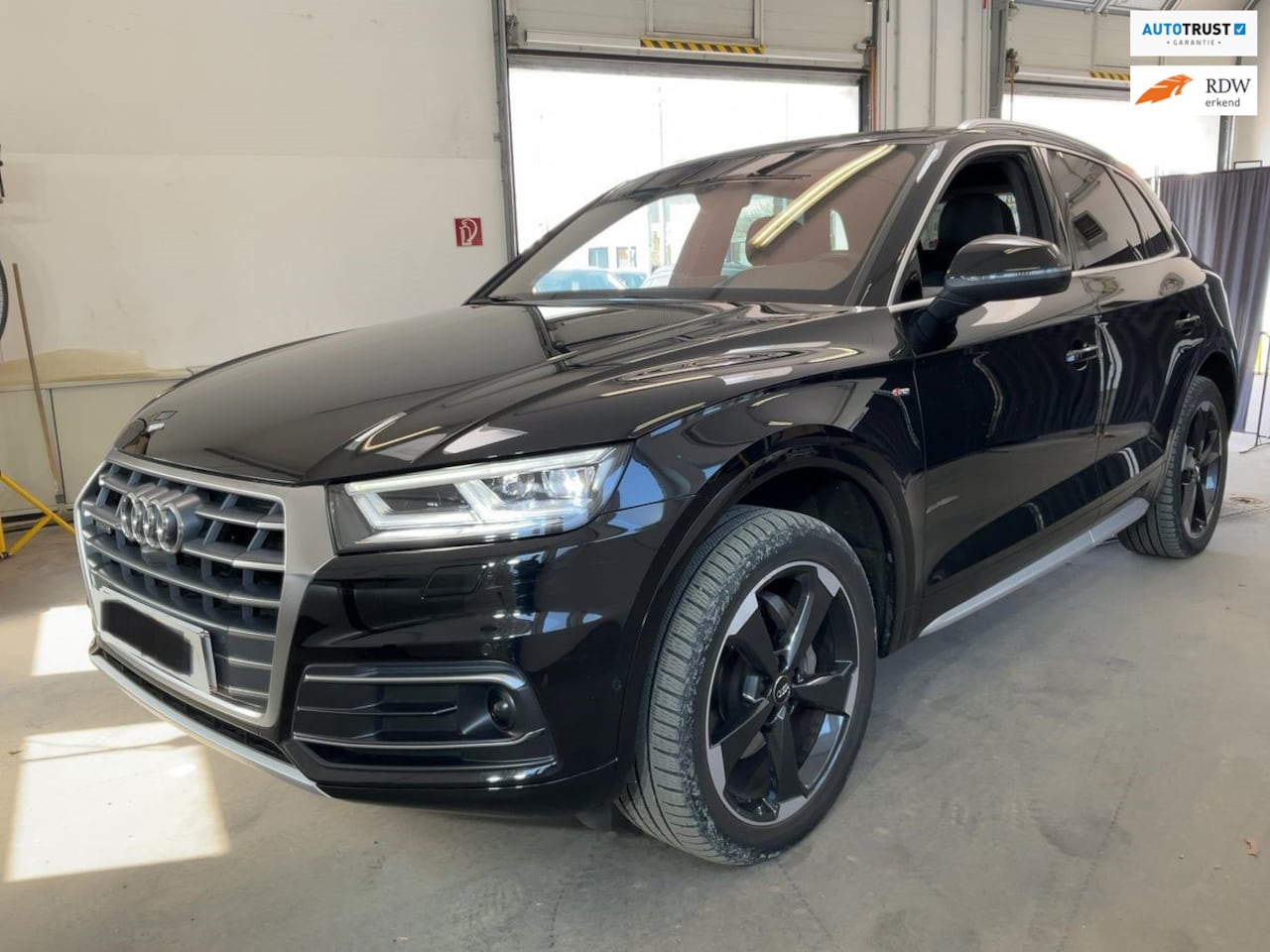 Audi Q5 - 2.0 TFSI quattro S-LINE, PANO, BINNENKORT BINNEN! - AutoWereld.nl