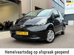 Toyota Aygo - 1.0-12V