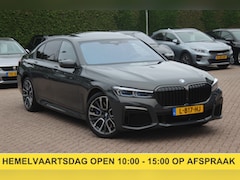 BMW 7-serie - 745e High Exe. M Sport / Schuifdak / 360Camera / Head-up / Softclose / 20'' / Volleder / N