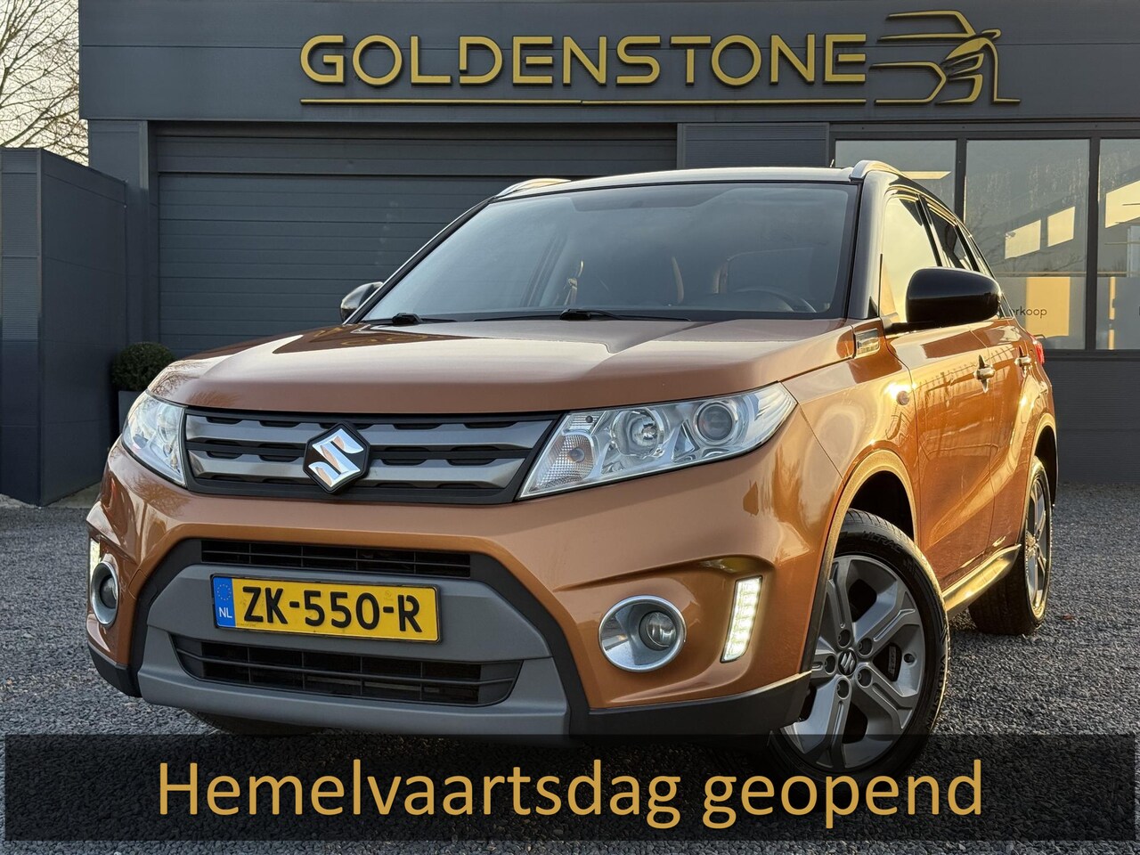 Suzuki Vitara - 1.6 Exclusive Navi,Camera,Stoelverwarming,120pk,Clima,Cruise,Lm velgen,2e Eigenaar,Apk tot - AutoWereld.nl