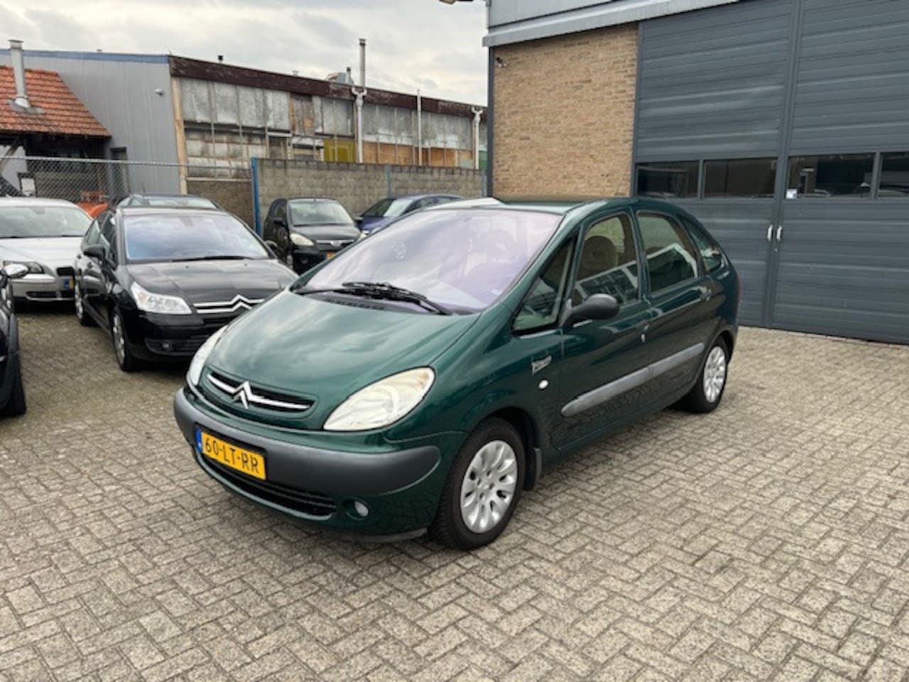 Citroën Xsara Picasso - 1.8i-16V//Apk 07-2027 14 maanden!!! - AutoWereld.nl
