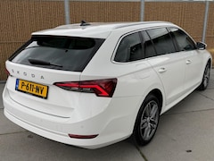Skoda Octavia Combi - 1.0 e-TSI Business Edition Plus Automaat | Achteruitrijcamera | Stoelverwarming | LED verl