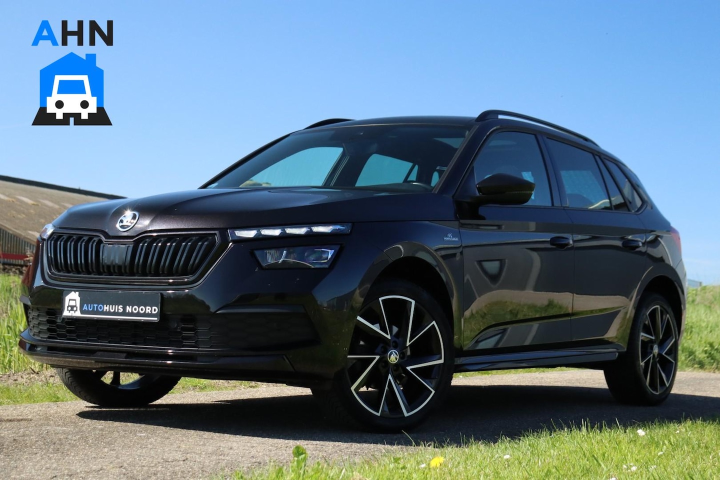 Skoda Kamiq - 1.0 TSI Monte Carlo / 110PK! / Pano / Carplay / Virtual Cockpit / Camera / Trekhaak / 18'! - AutoWereld.nl