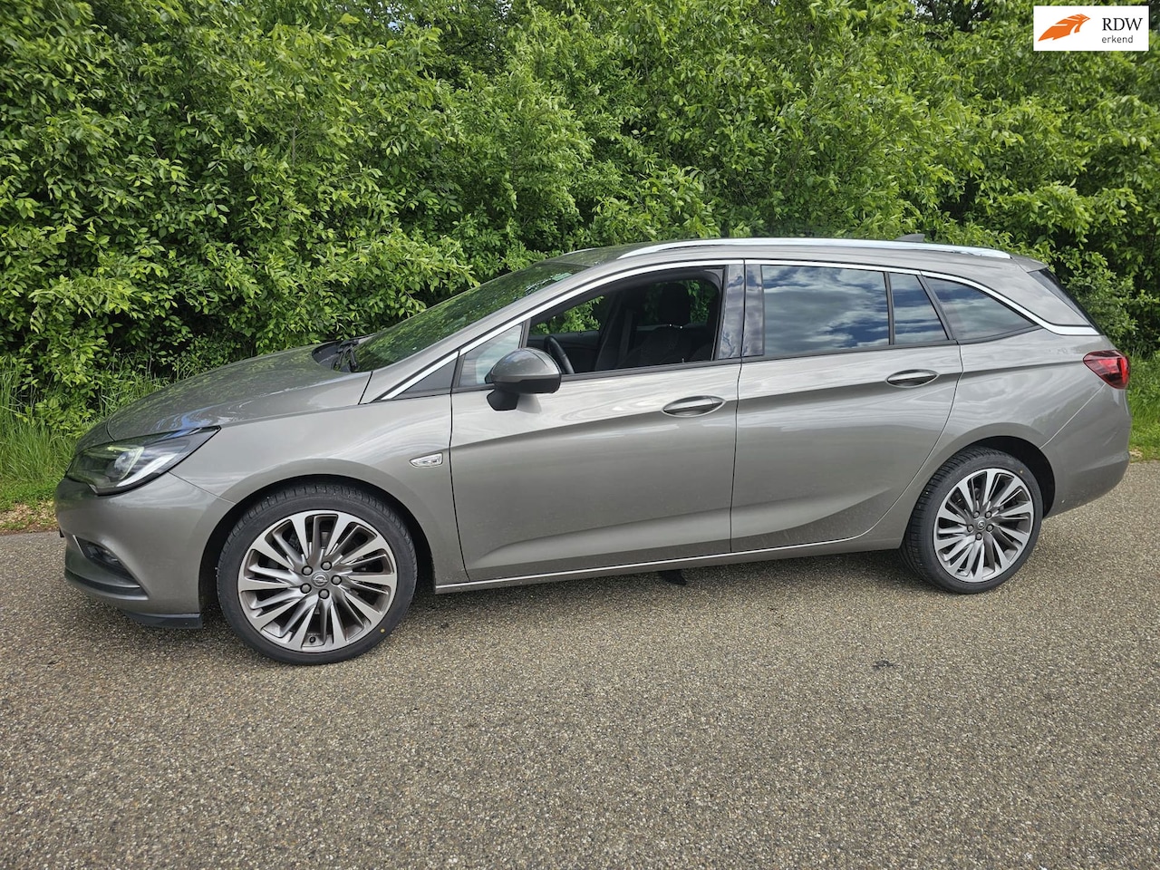 Opel Astra Sports Tourer - 1.6 Innovation 1.6 Innovation - AutoWereld.nl