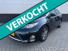 Toyota Auris Touring Sports - 1.8 Hybrid Lease Clima - stoelverwarming - LED - Lm velgen - sensoren - trekhaak - camera