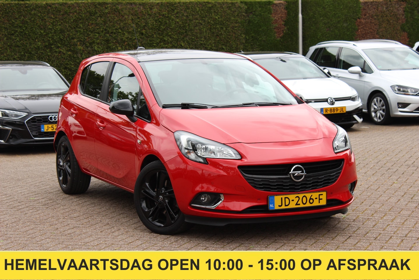 Opel Corsa - 1.0 Turbo Color Edition / CarPlay / Parkeerhulp V+A / 17'' / Zwart dak / Getint glas / Cru - AutoWereld.nl