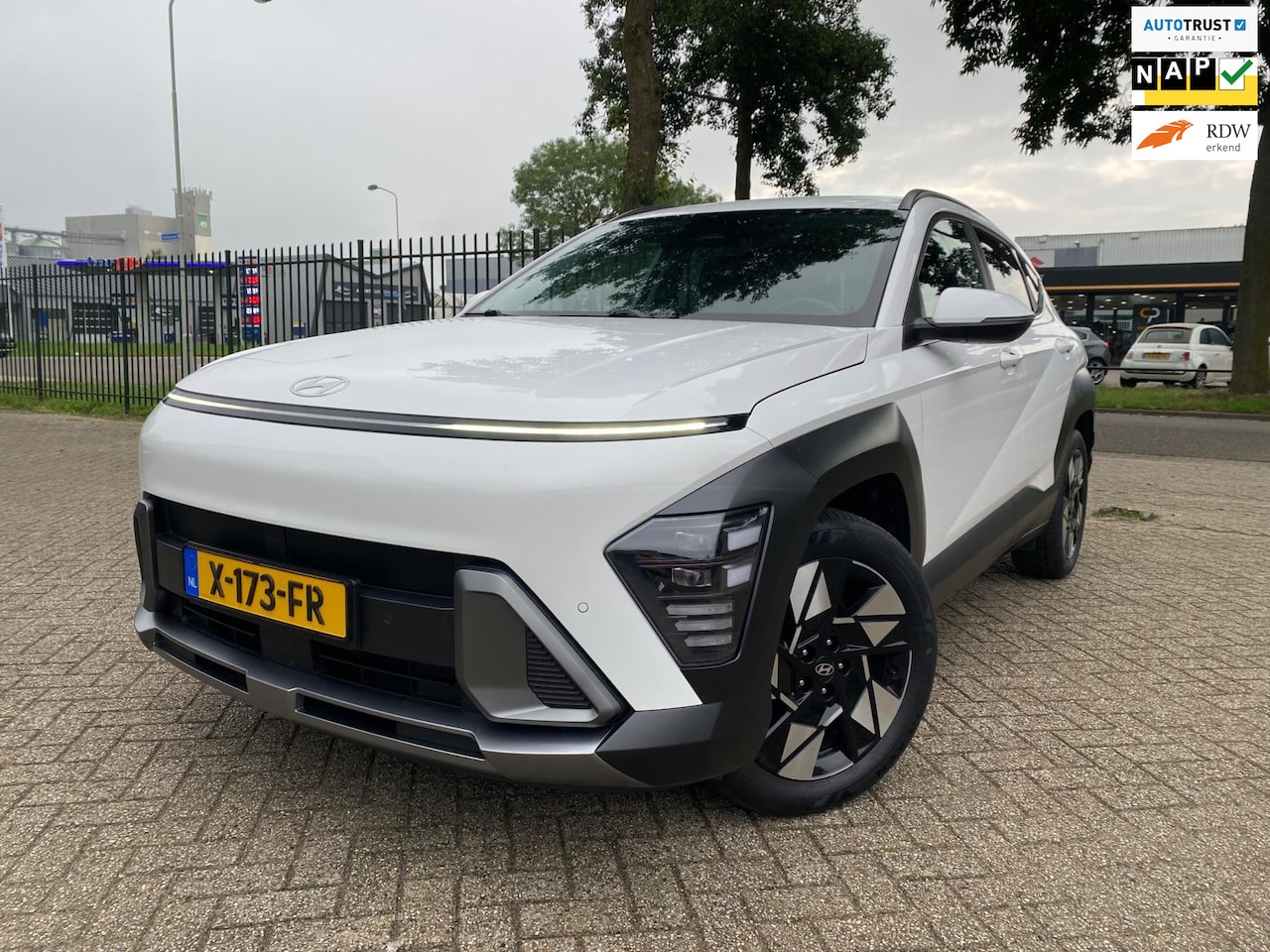 Hyundai Kona - 1.6 GDI HEV Comfort Smart Camera Trekhaak - AutoWereld.nl