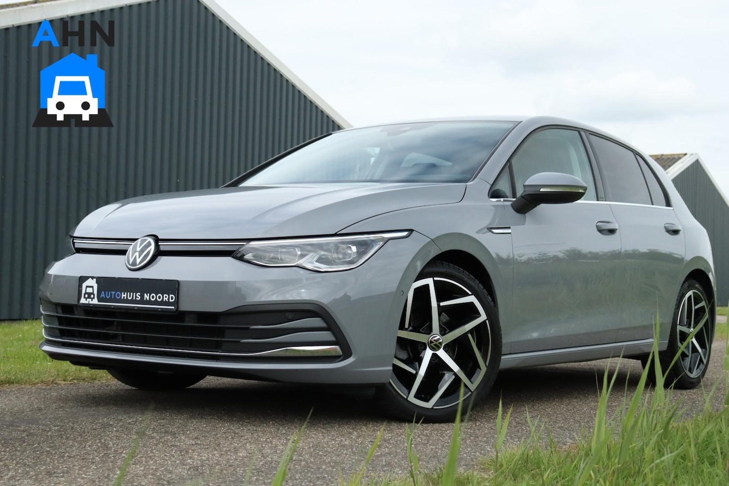 Volkswagen Golf - 8 1.5 eTSI Style / 150PK / DSG / Virtual Cockpit / ACC / DAB / Camera / 18"! - AutoWereld.nl