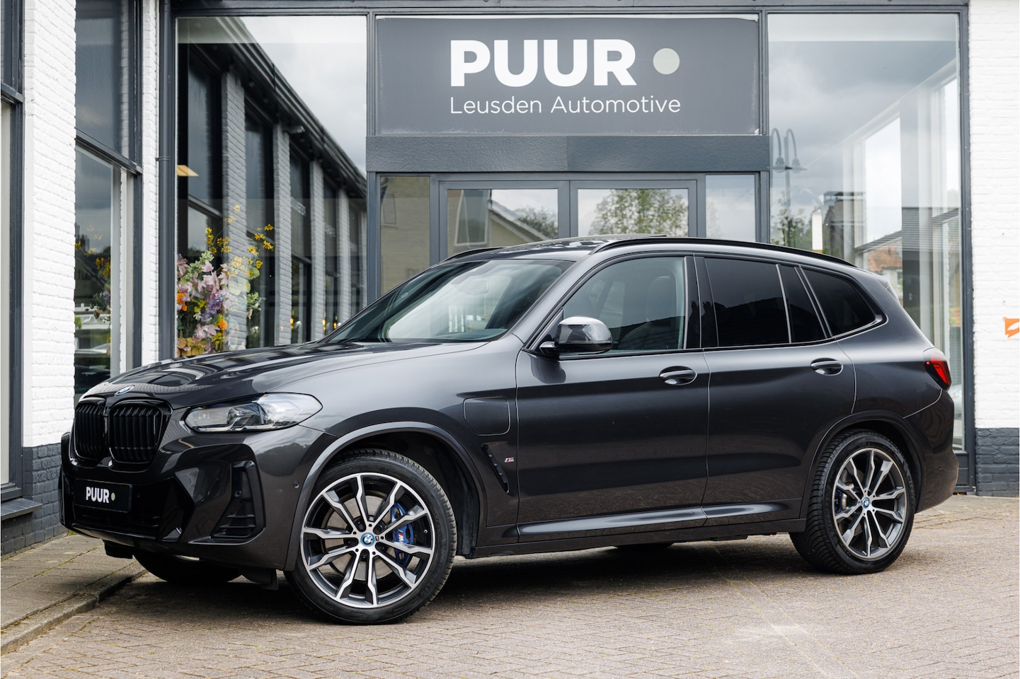 BMW X3 - xDrive30e Competition Stoelen [HEMELVAARTSDAG OPEN] Pano - Harman Kardon - Head Up - AutoWereld.nl