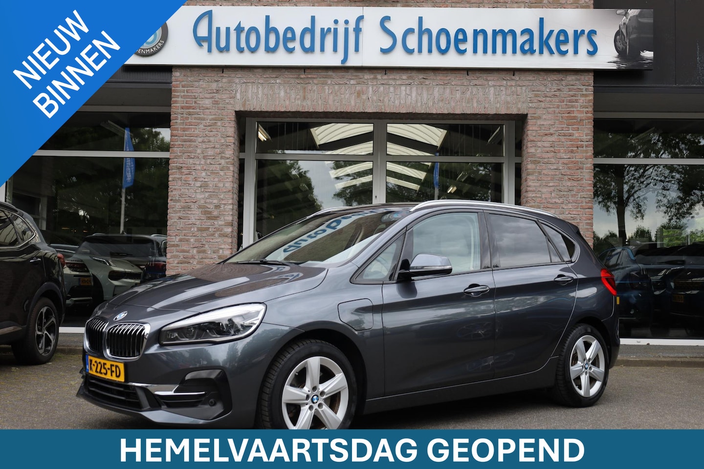 BMW 2-serie Active Tourer - 225xe iPerformance High Executive CAMERA HUD MEMORY LEER NAVI 2xPDC LMV CRUISE LED STOELVE - AutoWereld.nl