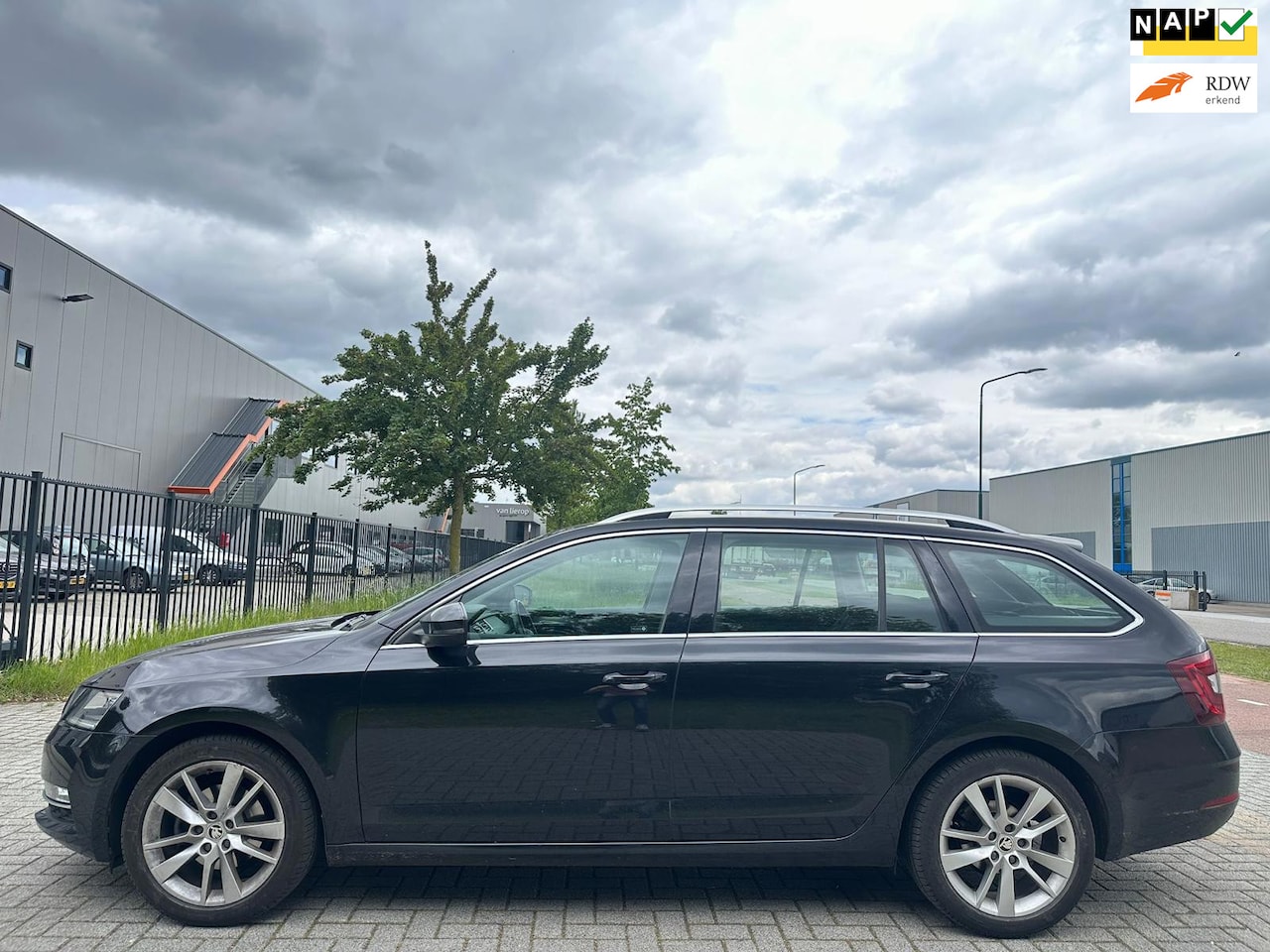 Skoda Octavia Combi - 1.0 TSI Greentech Style Business|Bj 2018|Clima|Adaptive Cruise|Keyless - AutoWereld.nl