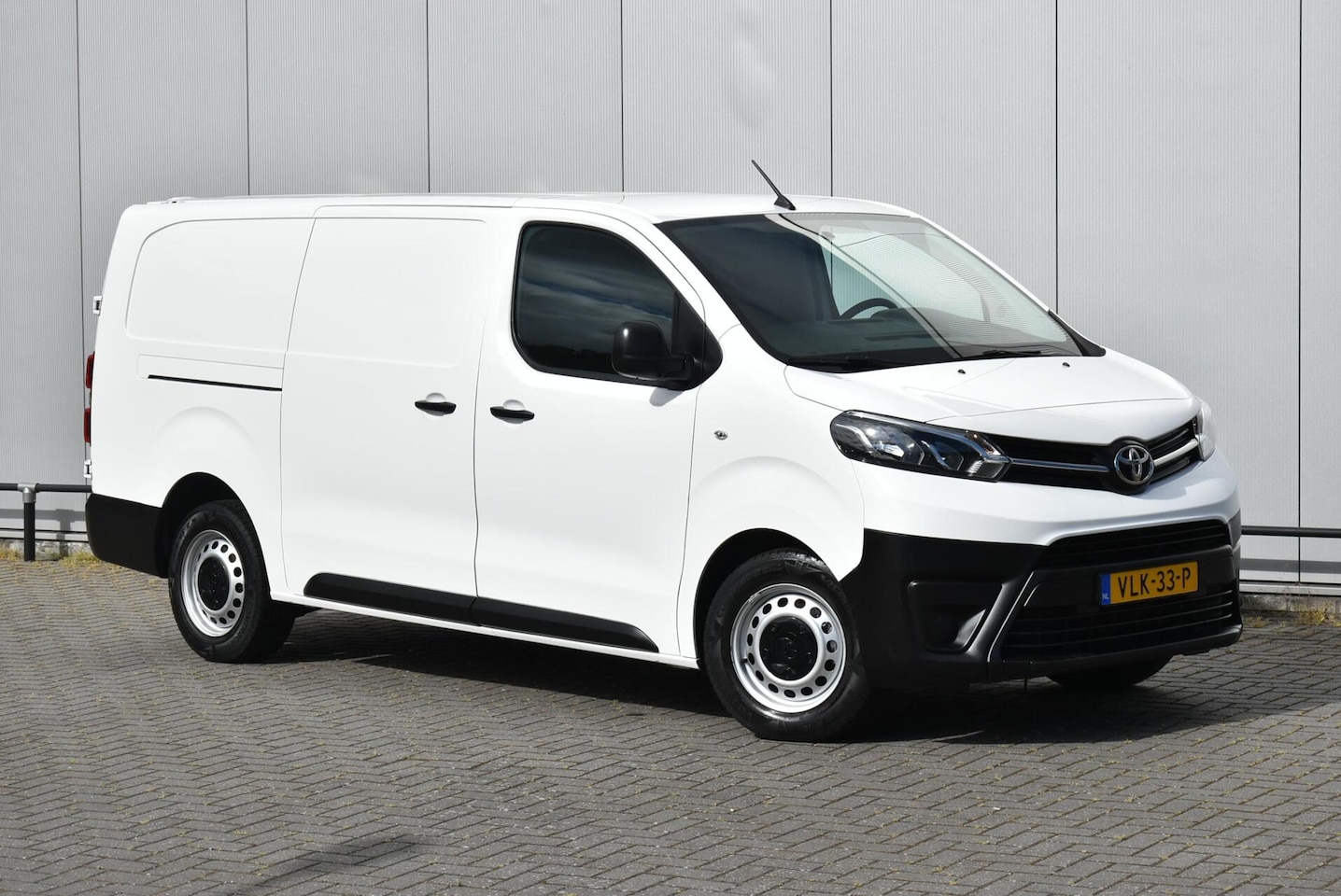 Toyota PROACE Long Worker - 2.0 D-4D Cool Comfort - AutoWereld.nl