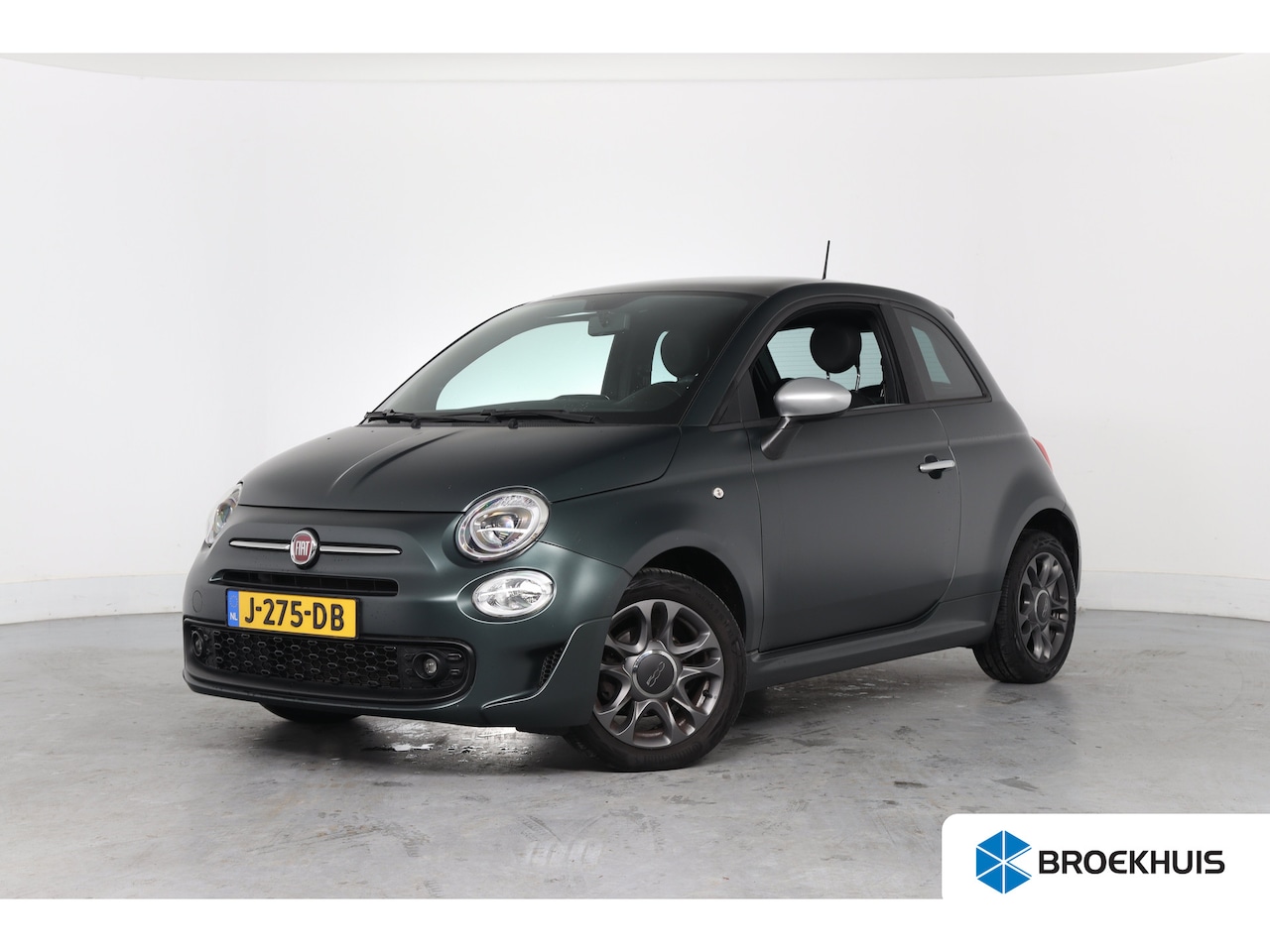 Fiat 500 - 1.0 Hybrid Rockstar | 1e Eigenaar! | Dealer Onderhouden! | Navi By App | Panoramadak | Air - AutoWereld.nl