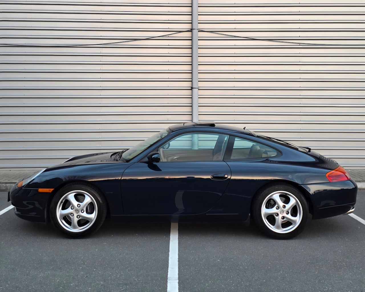 Porsche 911 - 3.4 Coupé Carrera | NL geleverd | Historie | - AutoWereld.nl