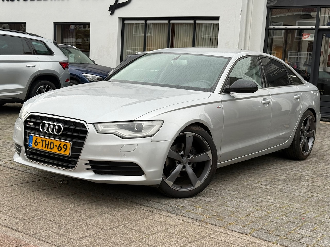Audi A6 Limousine - 2.0 TFSI Business Edition S-Line, Apple Carplay/Amdroid,Navigatie,Parkeersensoren - AutoWereld.nl
