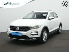 Volkswagen T-Roc - 1.0 TSI 115 pk Style | Adaptive Cruise | Stoelverwarming | Parkeersensoren voor/achter