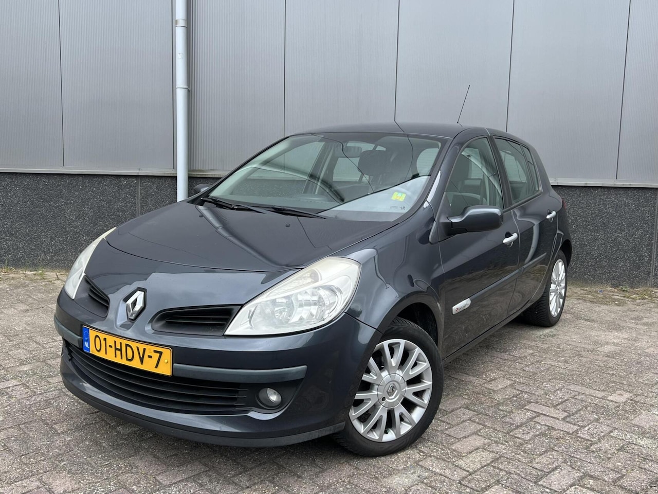 Renault Clio - 1.2 TCE Rip Curl 5drs 2e Eig Airco Cruise NAP - AutoWereld.nl