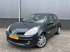 Renault Clio - 1.2 TCE Rip Curl 5drs 2e Eig Airco Cruise NAP