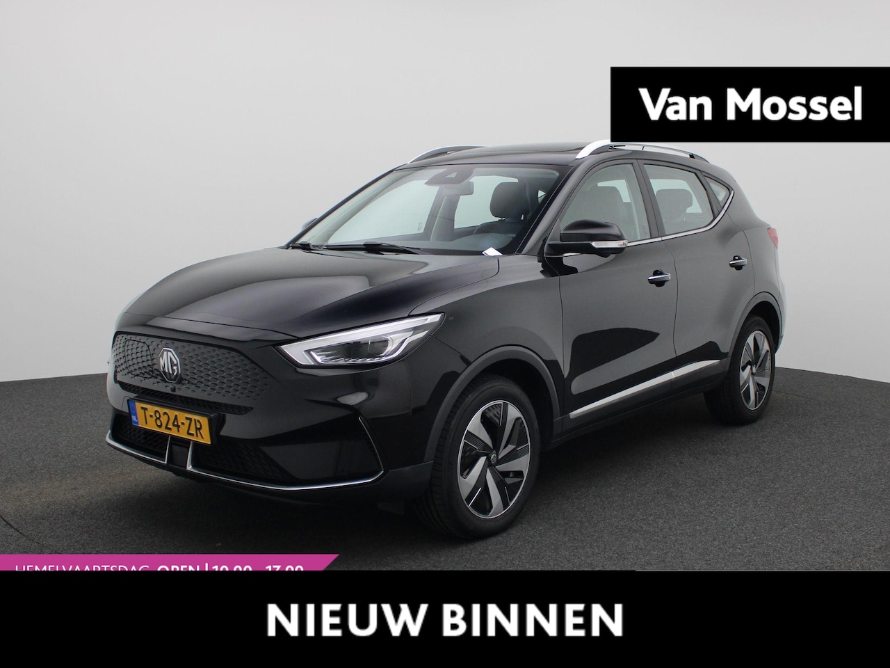 MG ZS - EV Long Range Luxury 70 kWh | PANORAMADAK | ACHTERUITRIJCAMERA | APPLE CARPLAY - ANDROID A - AutoWereld.nl