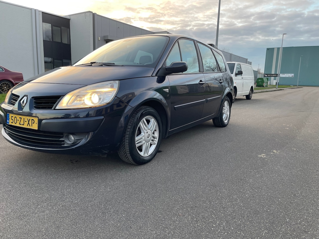 Renault Grand Scénic - 2.0-16V Business Line 2.0-16V Business Line - AutoWereld.nl