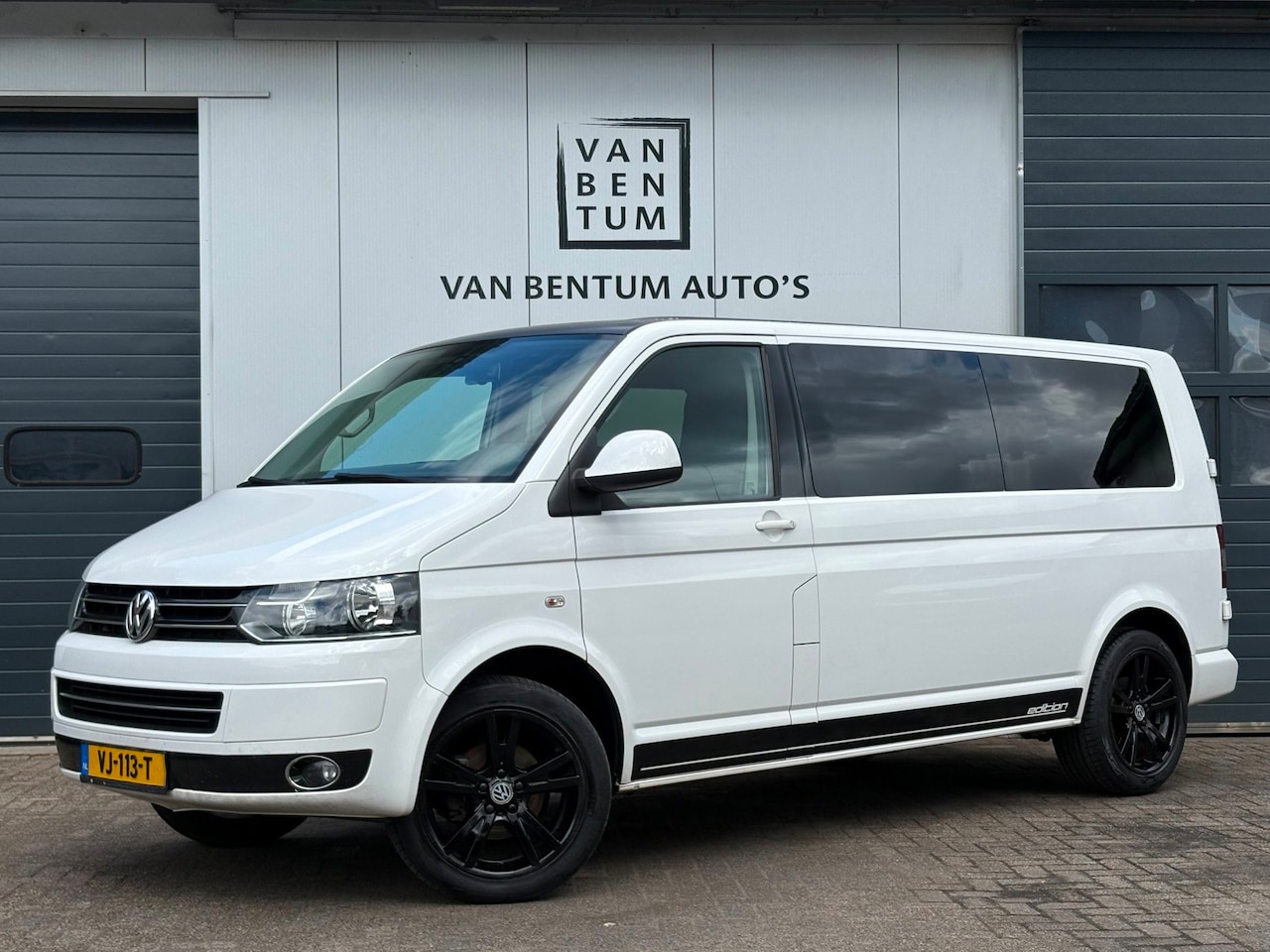 Volkswagen Transporter - 2.0TDI 140pk Autom. L2H1 DC 5-pers. MARGE! - AutoWereld.nl