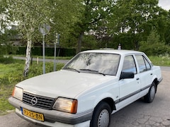 Opel Ascona - Oldtimer 1.6 S LS