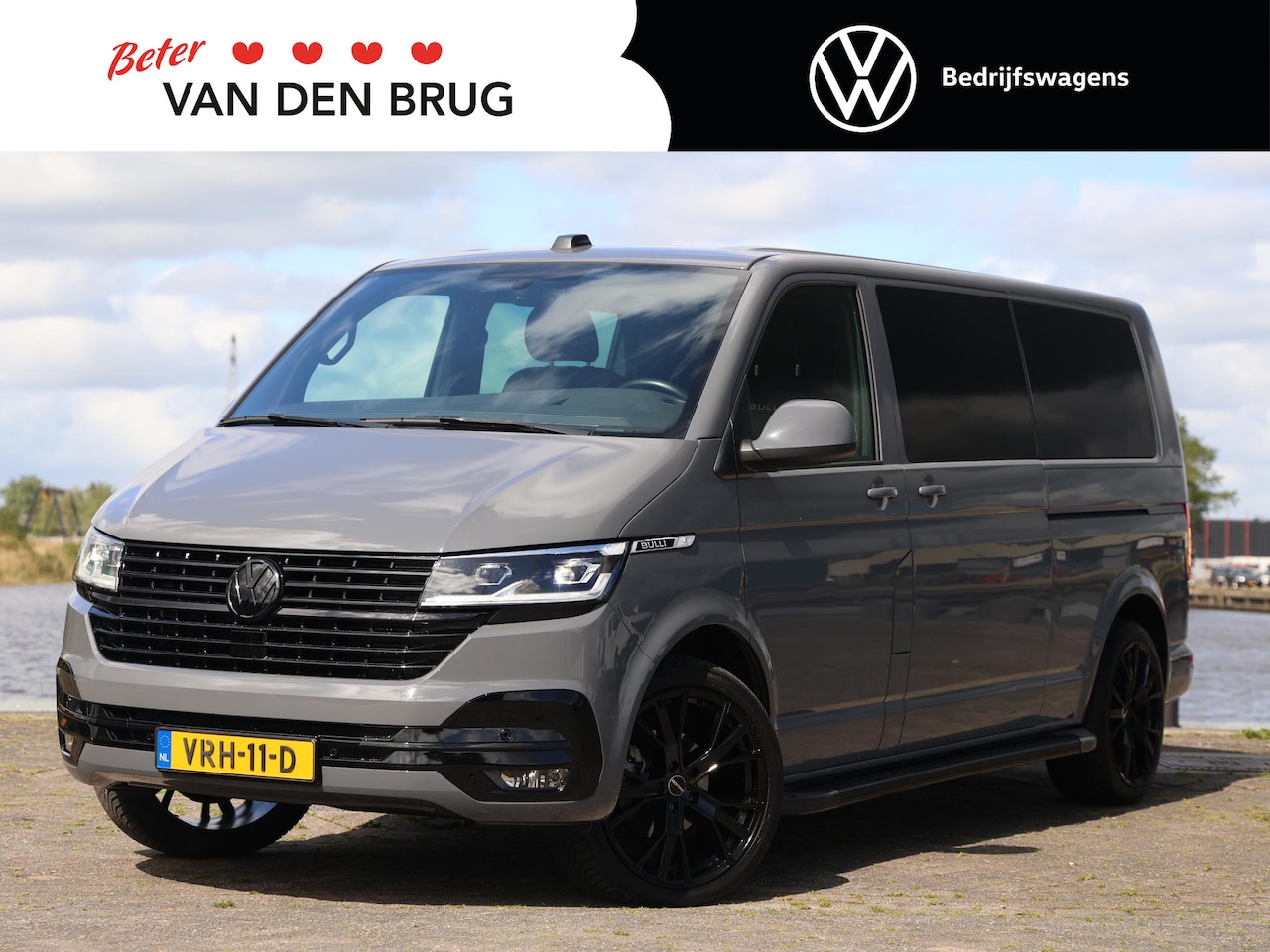 Volkswagen Transporter - 2.0 TDI 150PK DC Bulli DSG Automaat | Navigatie | 2 x Schuifdeur | ACC | Camera | PDC | Le - AutoWereld.nl