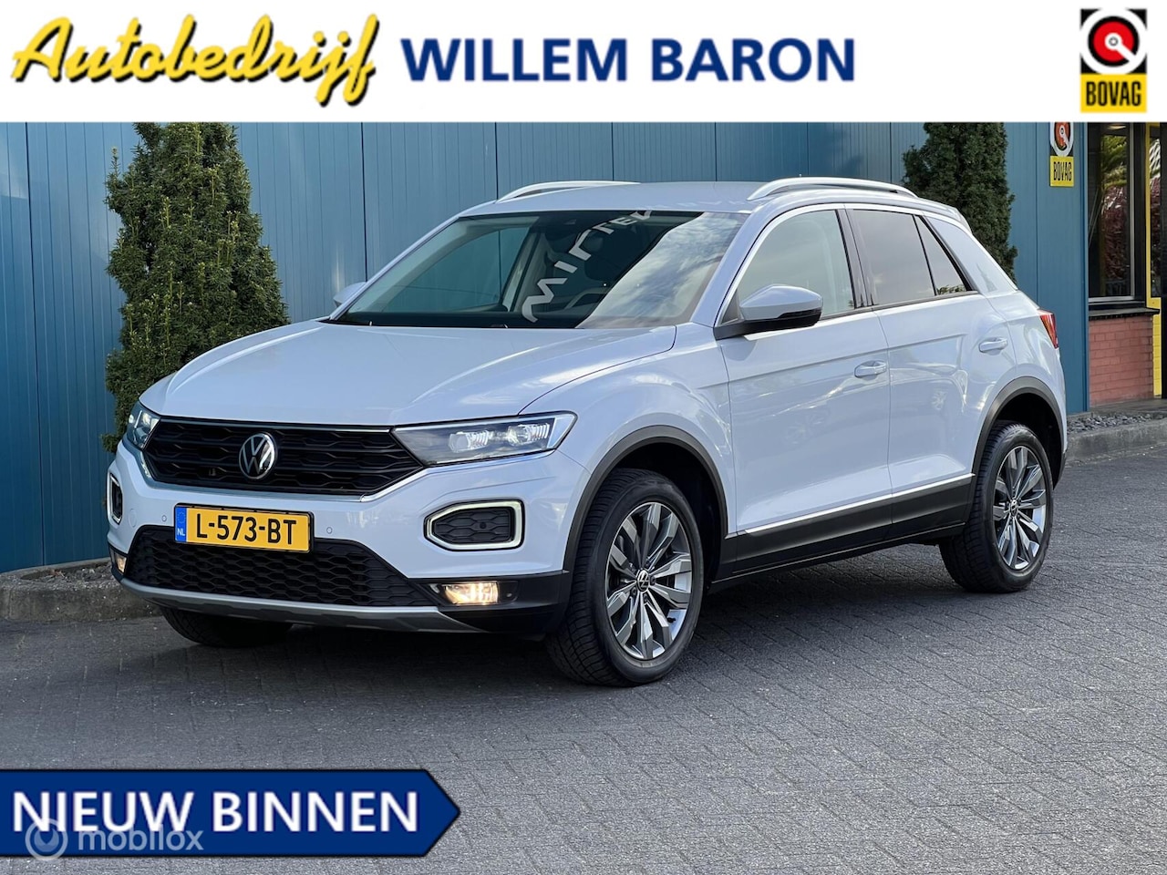 Volkswagen T-Roc - 1.5 TSI Sport CARPLAY/ANDROID | ADAPT.CRUISE | DIGI.DASHB | CAM | NAV | LED | PDC | LMV'17 - AutoWereld.nl