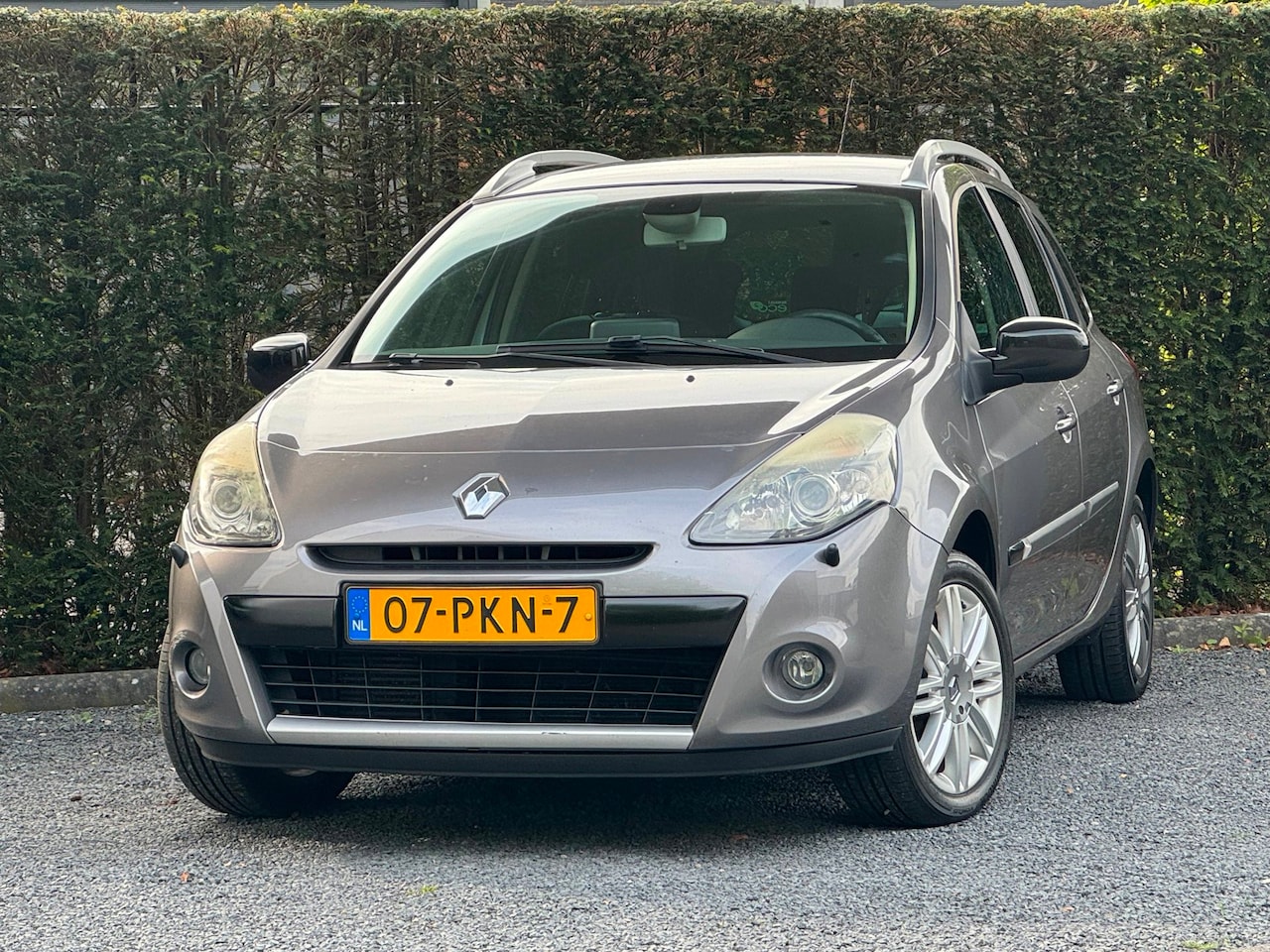 Renault Clio Estate - 1.2 TCE 20th Anniversary | PDC | CRUISE | RIJDT SUPER! - AutoWereld.nl