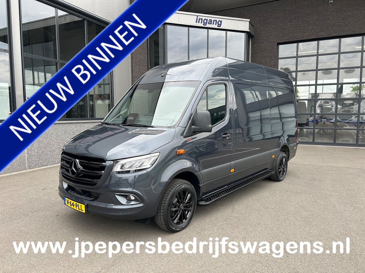 Mercedes-Benz Sprinter - 317 CDI L2 H2 Pro LED / MBUX / Navigatie / Camera / Parkeersensoren / Cruise control / Air - AutoWereld.nl