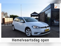 Volkswagen Golf - 1.0 TSI Trendline Camera Carplay