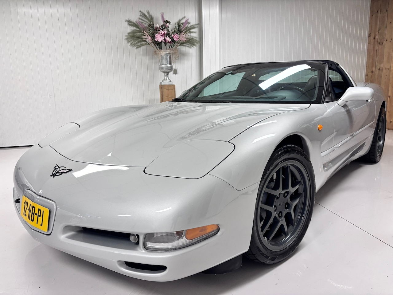 Chevrolet Corvette - USA 5.7 Coupé, TARGA, AUTOMAAT, NETTE AUTO, Z06 VELGEN, ETC... - AutoWereld.nl