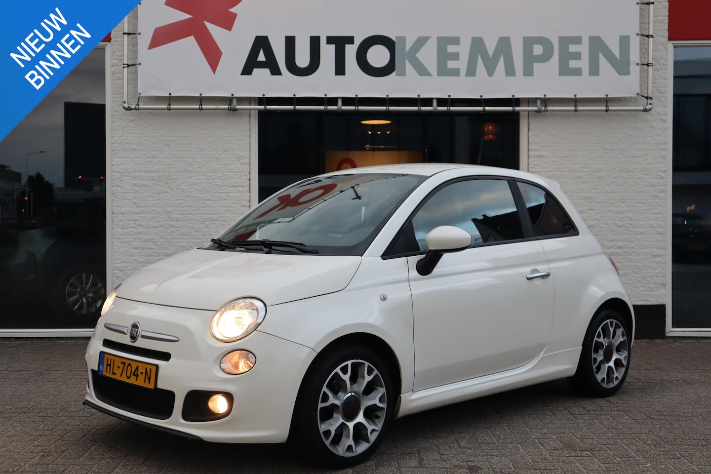 Fiat 500 - 0.9 TwinAir Turbo Sport HIPPE 500 OM COOL DE ZOMER MEE TE BEGINNEN! - AutoWereld.nl