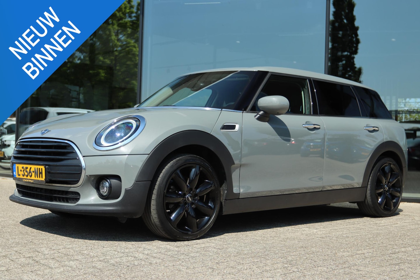 MINI Clubman - MINI 1.5 COOPER BUSINESS EDITION | CARPLAY | CAMERA | CRUISE | CLIMATE | LMV | LED - AutoWereld.nl