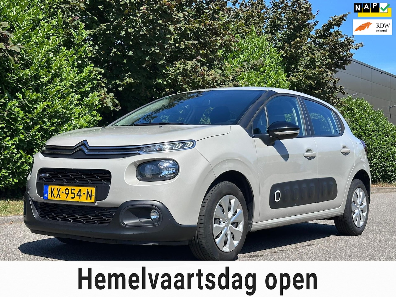 Citroën C3 - 1.2 PureTech Navigatie*Cruise*Clima*NAP*Parkeersensoren*Distributie VV*Dealer onderhouden* - AutoWereld.nl