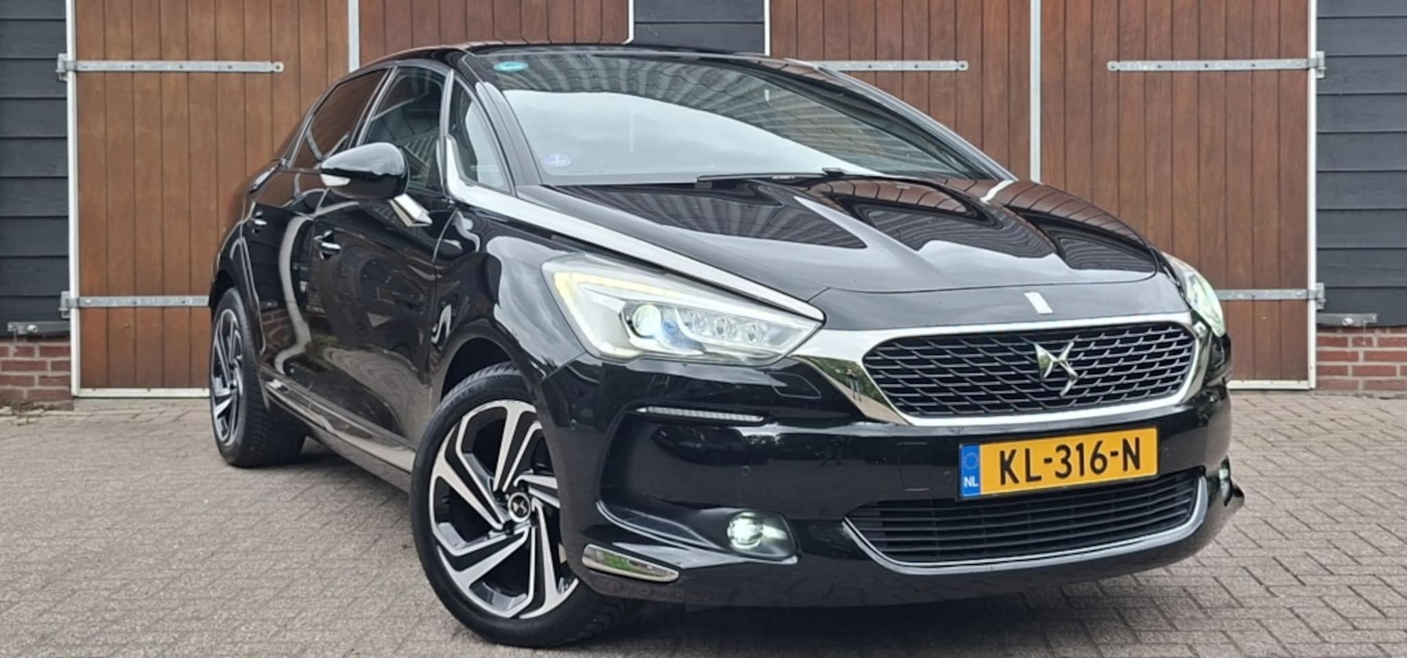 DS 5 - 1.6 Bns Exec | Carplay | Massage stoelen | Trekhaak | Dealer ond - AutoWereld.nl