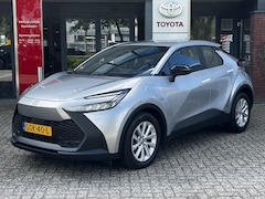 Toyota C-HR - 1.8 HYBRID 140 BLIND-SPOT 17''LM-VELGEN CAMERA NAVI AD-CRUISE APPLE/ANDROID NL-AUTO