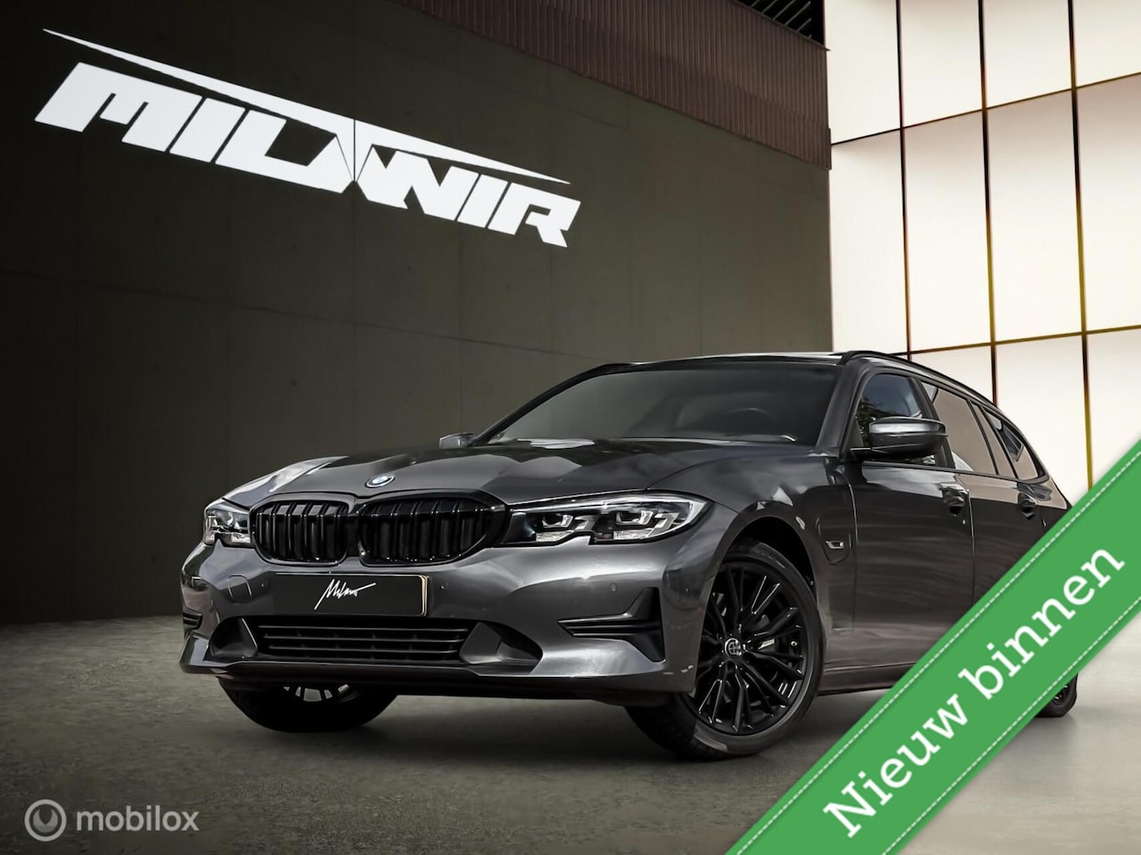 BMW 3-serie Touring - 320e M Sport |Pano|Stuurverwarming|Sfeer - AutoWereld.nl