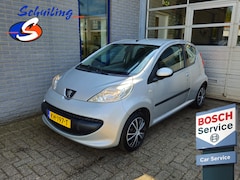 Peugeot 107 - 1.0-12V XR