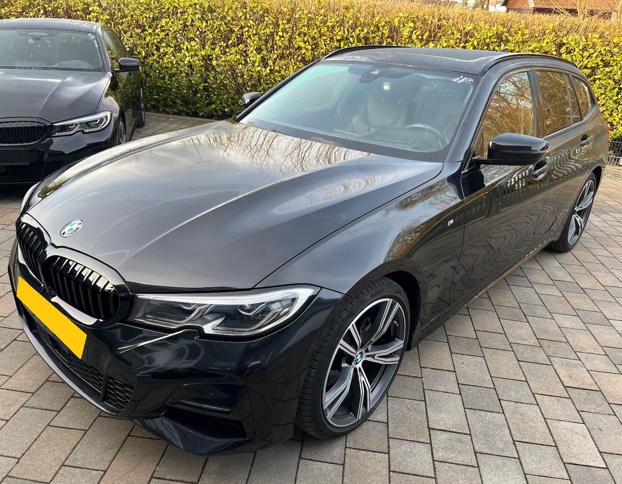 BMW 3-serie Touring - 320i High Executive M Sport - AutoWereld.nl