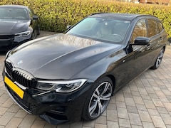 BMW 3-serie Touring - 320i High Executive M Sport