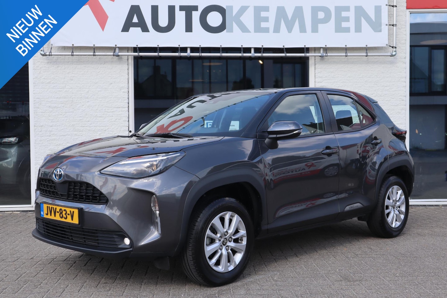 Toyota Yaris Cross - 1.5 HYBRID ACTIVE AUTOMAAT APPLE CARPLAY|CAMERA|DEALERONDERHOUDEN - AutoWereld.nl