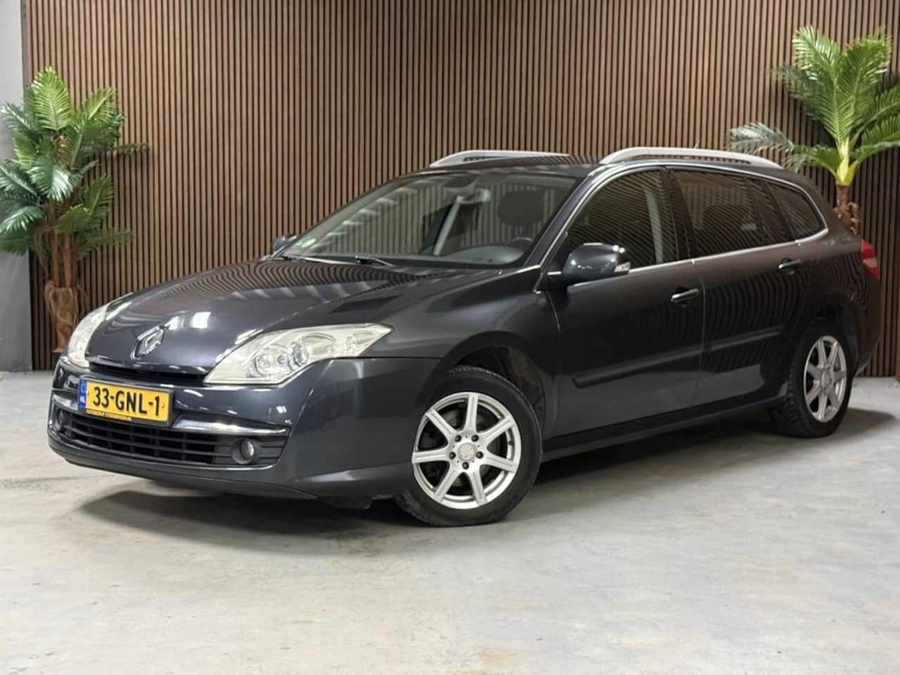 Renault Laguna Estate - 2.0 16V Dynamique 2.0 16V Dynamique - AutoWereld.nl