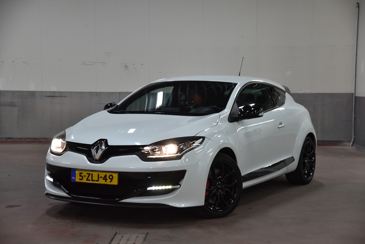 Renault Mégane Coupé - 2.0 Turbo Renault Sport 265 Cup | Recaro | Brembo | sperdifferentieel | PDC | Cruise - AutoWereld.nl