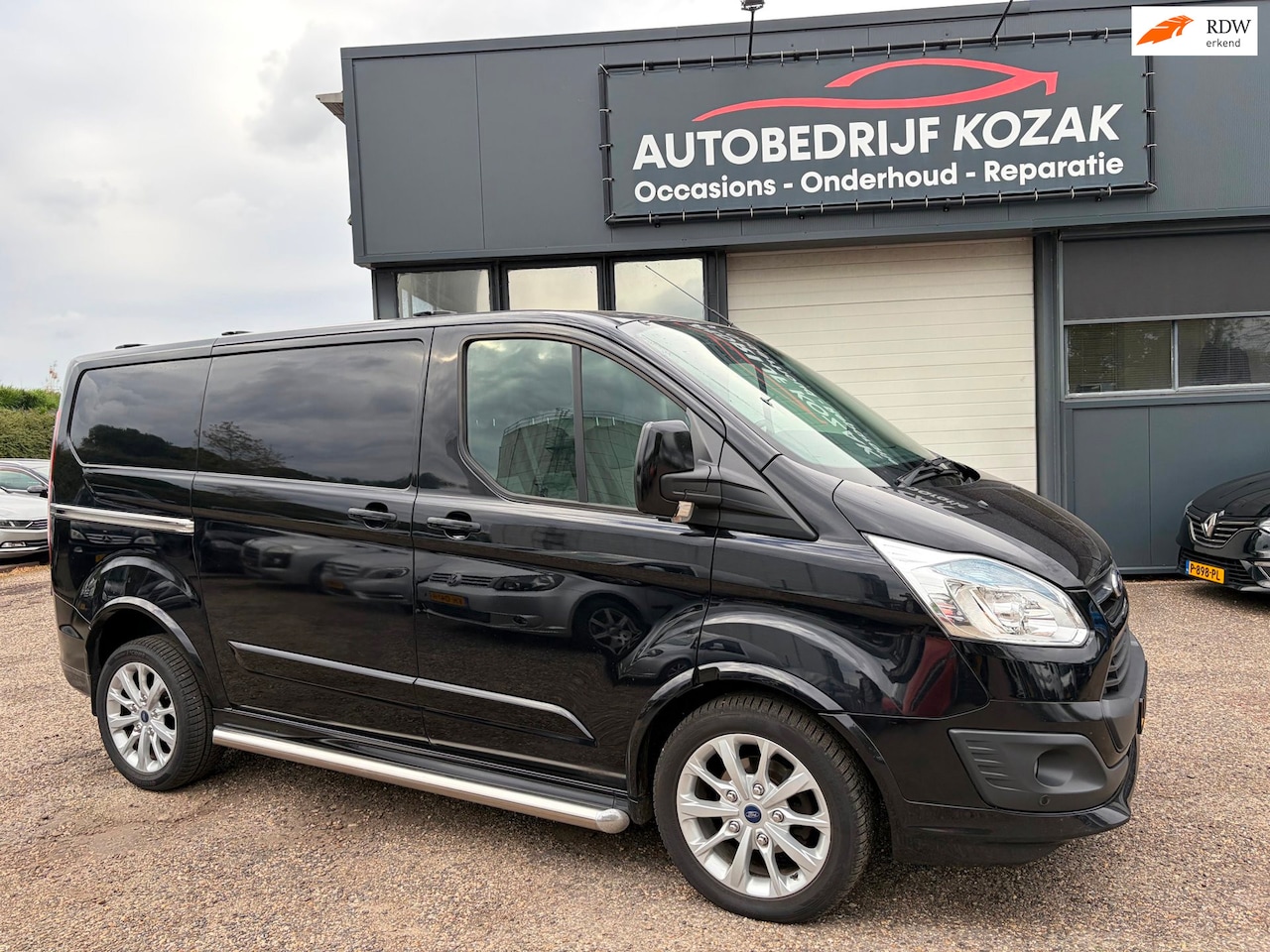 Ford Transit Custom - 290 2.2 TDCI L1H1 Sport 290 2.2 TDCI L1H1 Sport - AutoWereld.nl