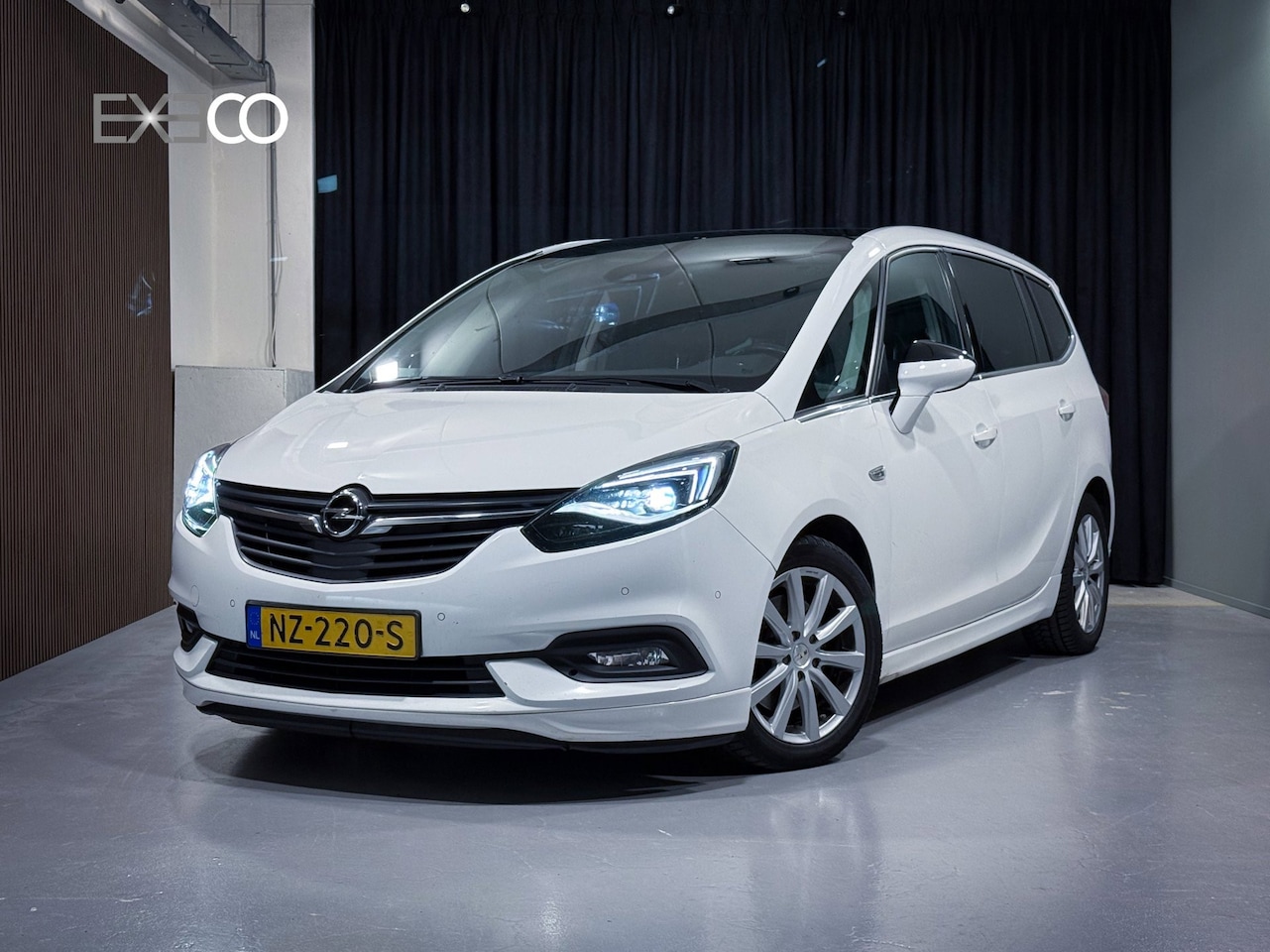 Opel Zafira - 2.0 CDTI Business Executive 7p. OPC Line|Adaptive Cruise|Leder|Camera|Elek stoel|Pano|Stuu - AutoWereld.nl
