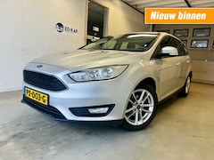 Ford Focus Wagon - 1.0 Titanium CLIMA TREKHAAK NAP APK bij afl