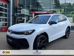 Volkswagen Tiguan - 1.5 TSI eHYBRID R-LINE TREKHAAK/PANO-DAK/CAMERA/ELEK-KLEP/ACC/HUD/STOELVERW