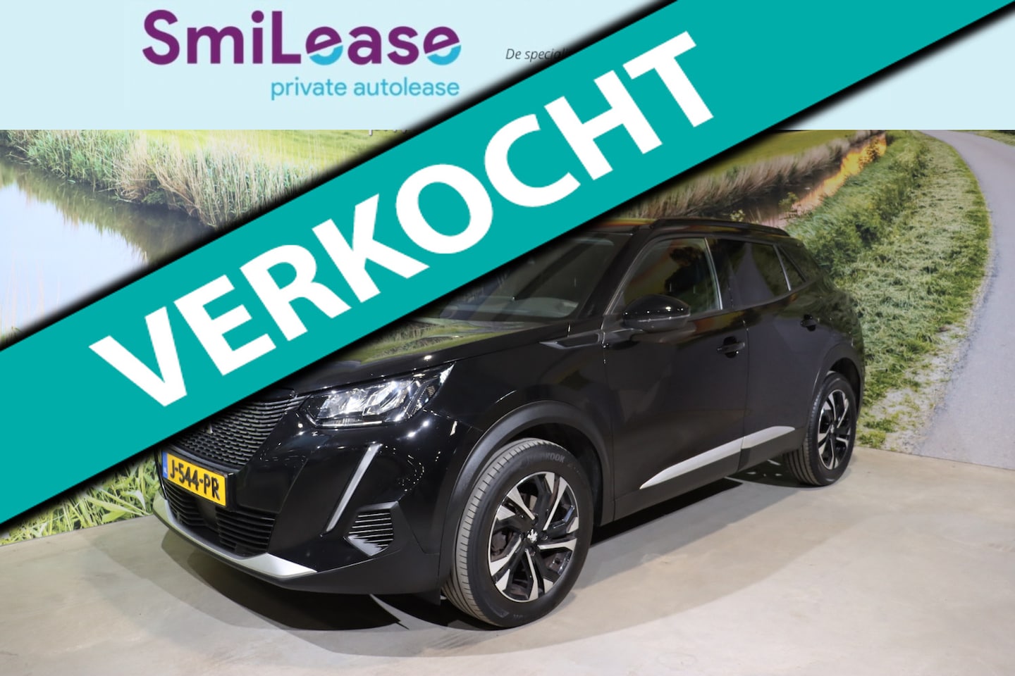 Peugeot 2008 - 1.2 PureTech Allure | Ex-lease | O.H. | CarPlay | Direct rijklaar - AutoWereld.nl